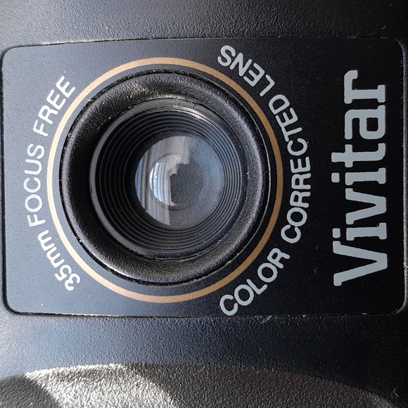 Vintage Vivitar Camera - Picture 3 of 7